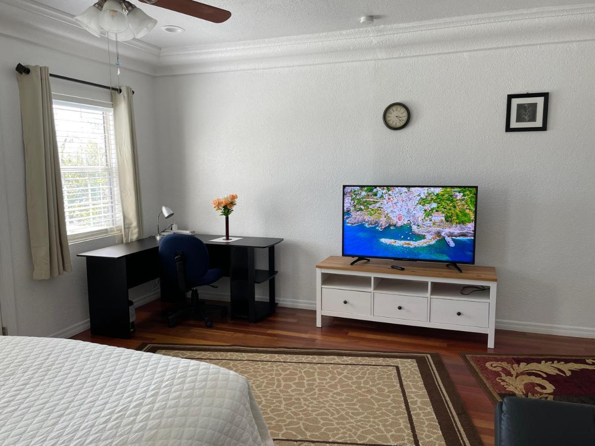 2 Bedroom Apartment オーバーンデール エクステリア 写真